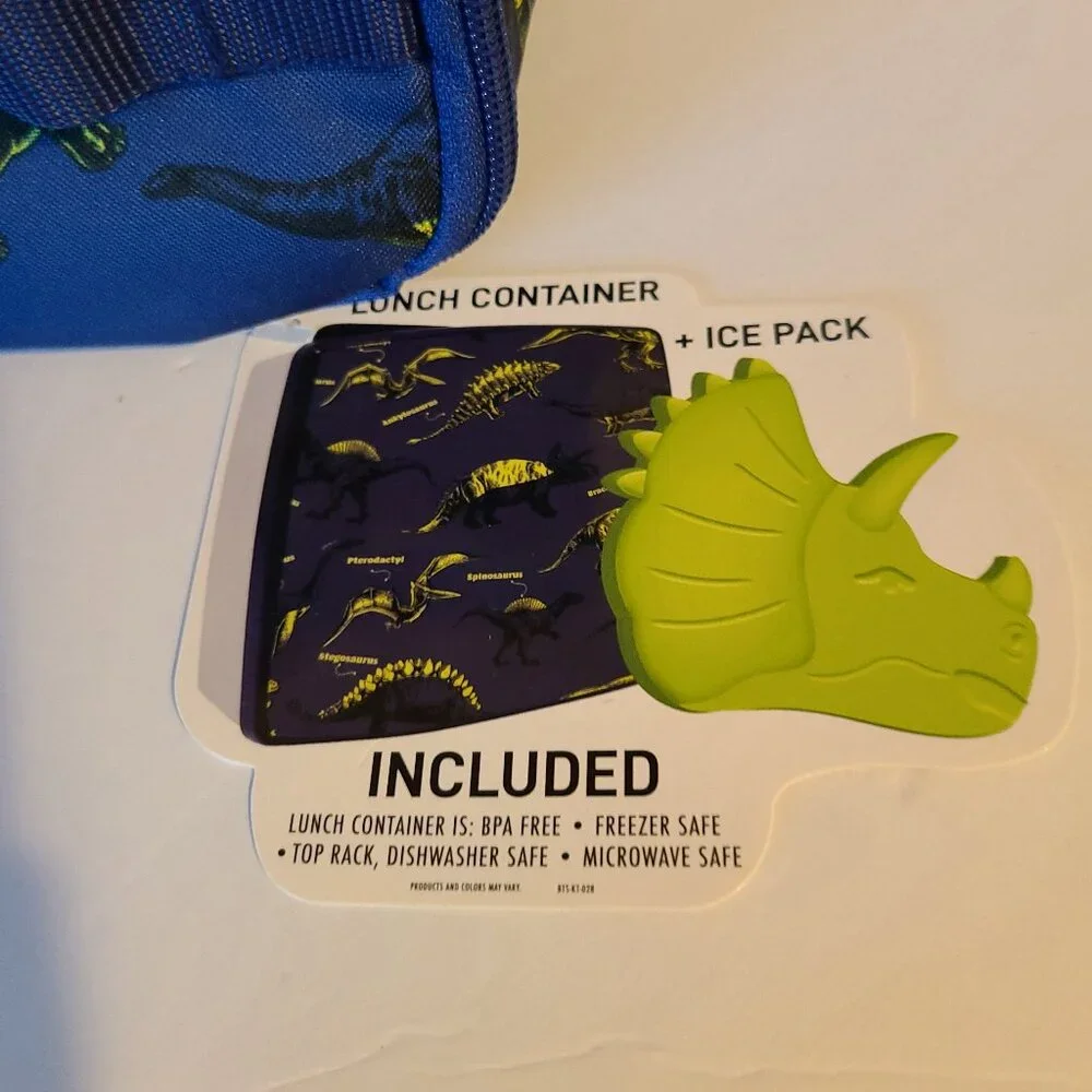 FIT + FRESH INSULATED LUNCH BAG DINOSAUR DESIGN- CONTAINER &ICE PACK-NWT(UNISEX)